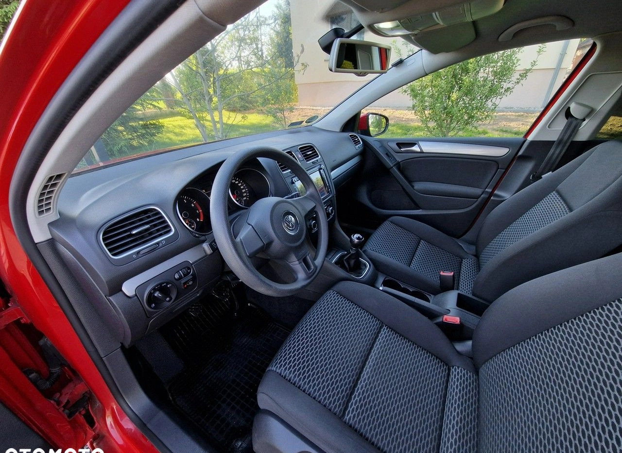 Volkswagen Golf cena 23990 przebieg: 178000, rok produkcji 2009 z Zawadzkie małe 781